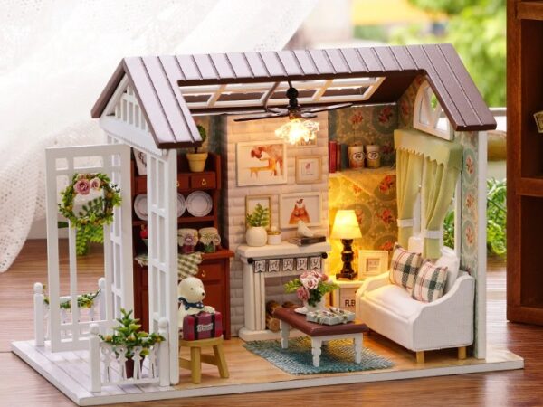 Domek dla lalek drewniany salon meble
