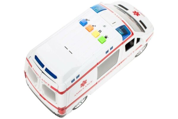Karetka ambulans z dzwiekiem napedem