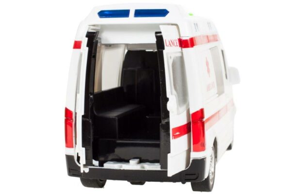 Karetka ambulans z dzwiekiem napedem