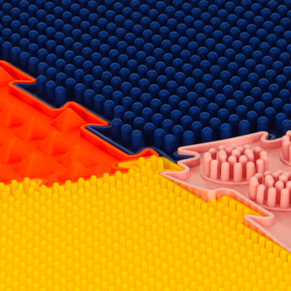 Mata sensoryczne puzzle montessori do masazu stop 8 elementow