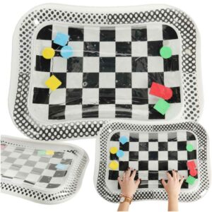 Mata wodna sensoryczna dmuchana dla niemowlat czarno biala szachownica XXL 65x50 cm