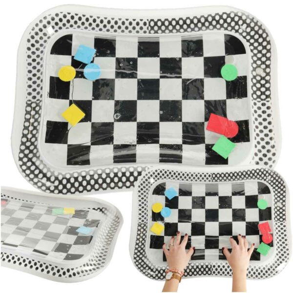 Mata wodna sensoryczna dmuchana dla niemowlat czarno biala szachownica XXL 65x50 cm