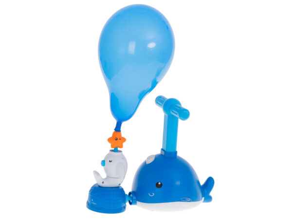 Samochod aerodynamiczny wyrzutnia balonow delfin