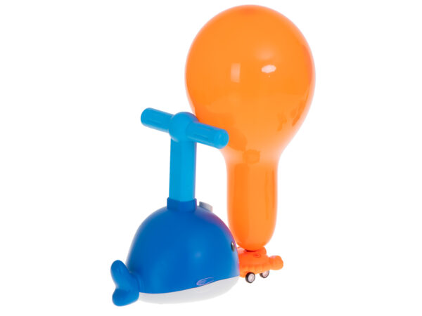 Samochod aerodynamiczny wyrzutnia balonow delfin