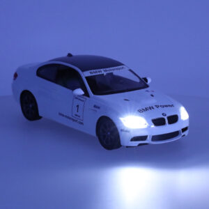 Rastar 48000 BMW M3 1 14 бяла кола с дистанционно управление