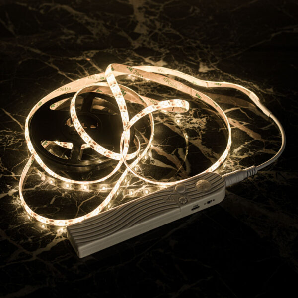 Tasma LED na baterie USB czujnik ruchu 2M cieply bialy
