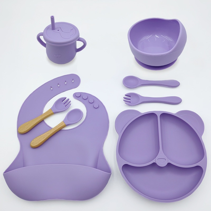 Naczynia silikonowe dla dzieci zestaw 8 elementow fioletowe 170220.jpg