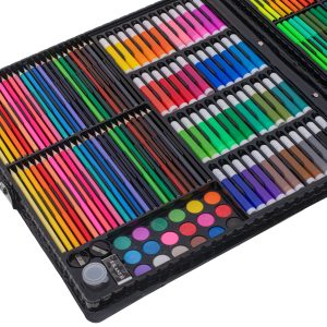 Art set for painting in a suitcase 258 pieces 822272.jpg