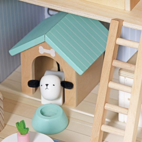 Domek drewniany w walizce hotel spa dla zwierzat walizka mebelki figurki 177375.jpg