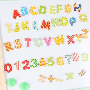 Tablica drewniana LULILO Kredo akcesoria kredy markery magnesy kosze 110cm 177597.jpg