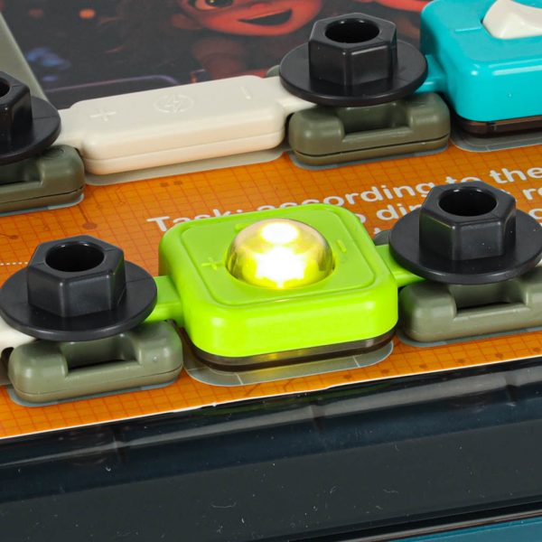 Maly elektronik elektryk zestaw edukacyjny 12 kart 58 elementow 173883.jpg