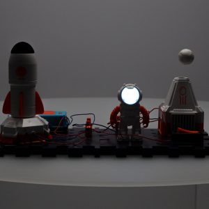 Maly elektronik elektryk zestaw edukacyjny stacja kosmiczna 175043.jpg